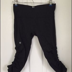 Lululemon cropped leggings